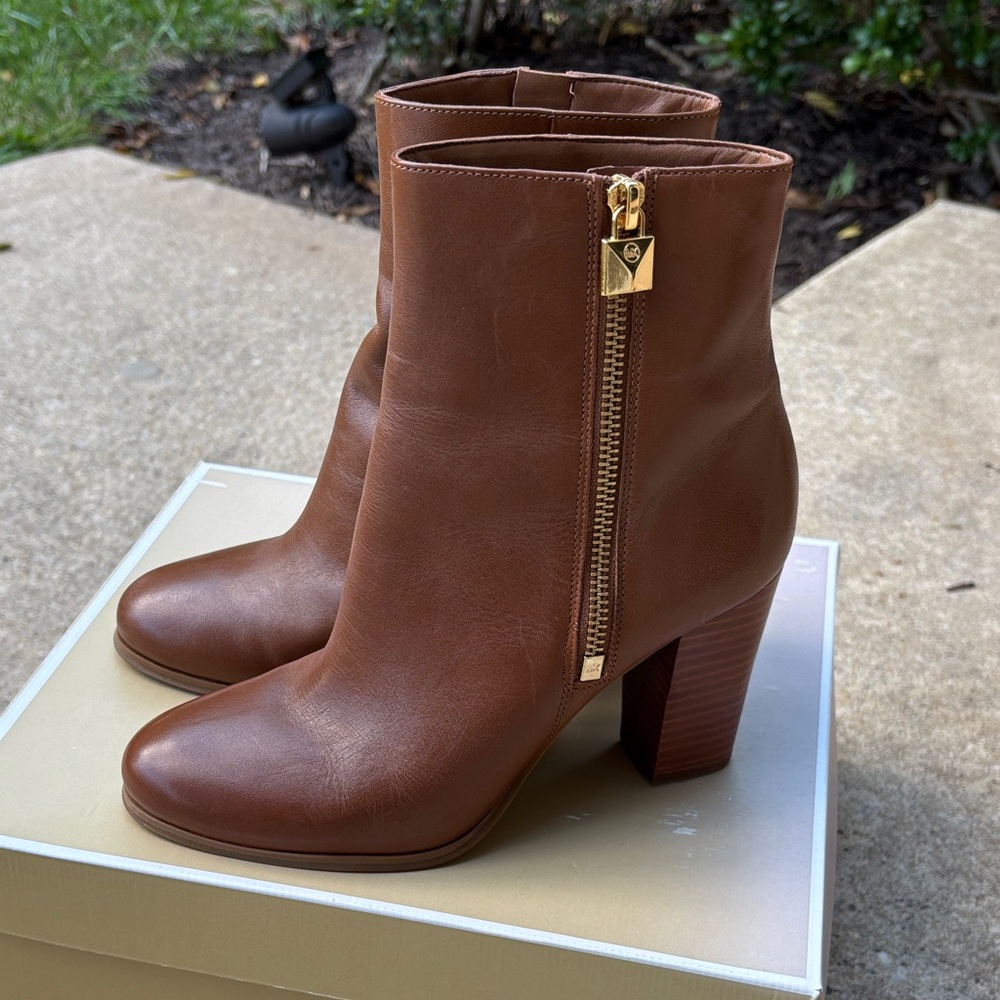 MICHAEL Michael Kors Chestnut Ankle Booties